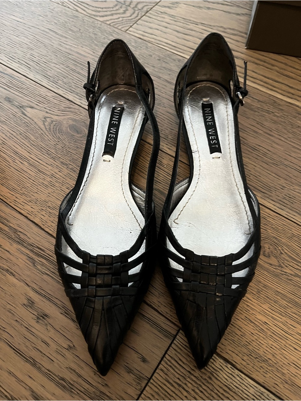 Nine West Black Pointed Woven Slingback kitten heels